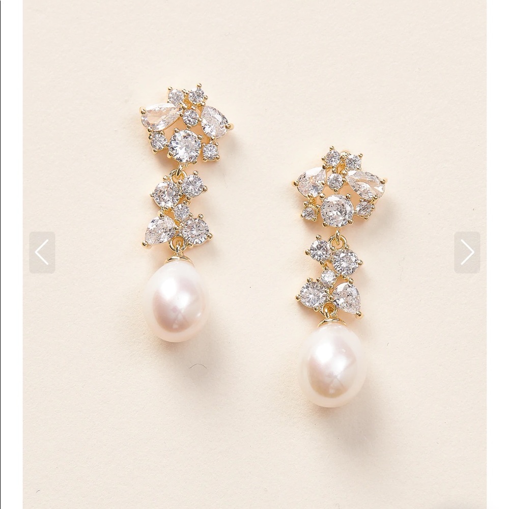 Dareth Colburn drop earrings with gold metal!